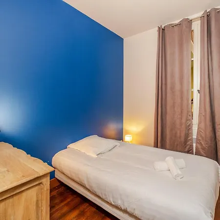 Le Port Neuf - En Coeur De Historique Apartmán